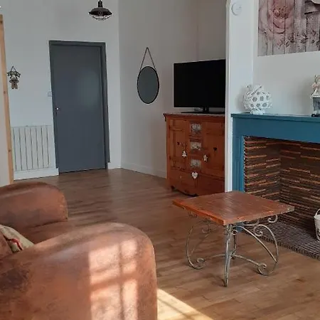 Gite Au Petit Bonheur Mur-de-Barrez
