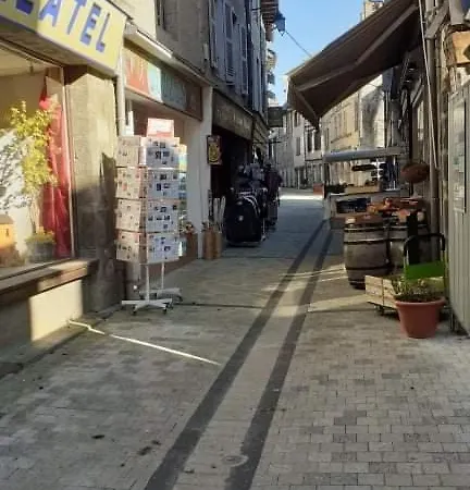 Gite Au Petit Bonheur * Mur-de-Barrez